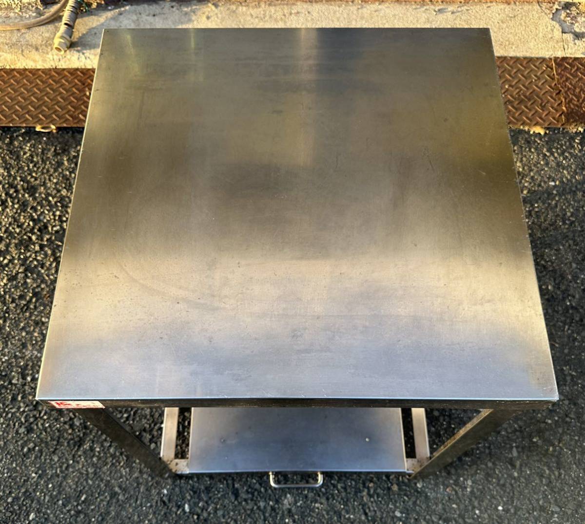 店舗用品 厨房用品 作業台 コンロ台 炊飯台600×450×740(2) 業務用 作業台 スライド台付き 炊飯台 幅600×奥行600×高さ700 厨房機材