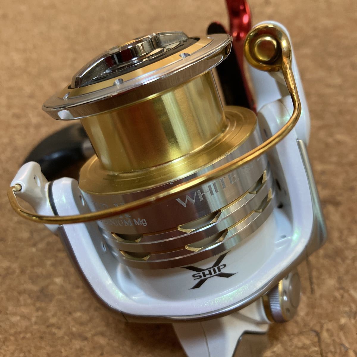 シマノ　テクニウム　WHITE SPECIAL 2500DXG シマノ 10 BB-Xテクニウム ホワイトスペシャル 2500DXG レバーブレーキ