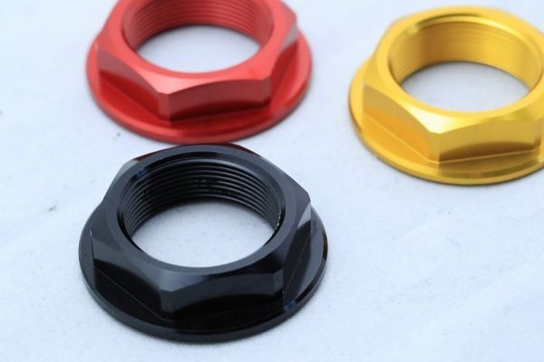 １円売切！トップブリッジ ワークスステムナット [ チタンブルー / アルミブラック / アルミレッド / アルミゴールド ] NSR250R T2Racing トップブリッジ T2Racing MC18・21・28 新品チタン合金 MC18・21 袋ナット
