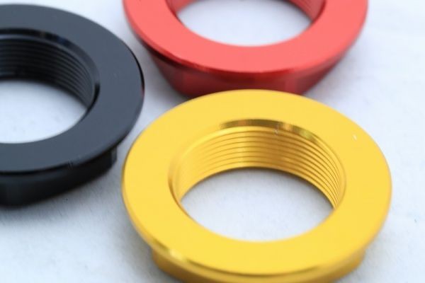 １円売切！トップブリッジ ワークスステムナット [ チタンブルー / アルミブラック / アルミレッド / アルミゴールド ] NSR250R T2Racing トップブリッジ T2Racing MC18・21・28 新品チタン合金 MC18・21 袋ナット