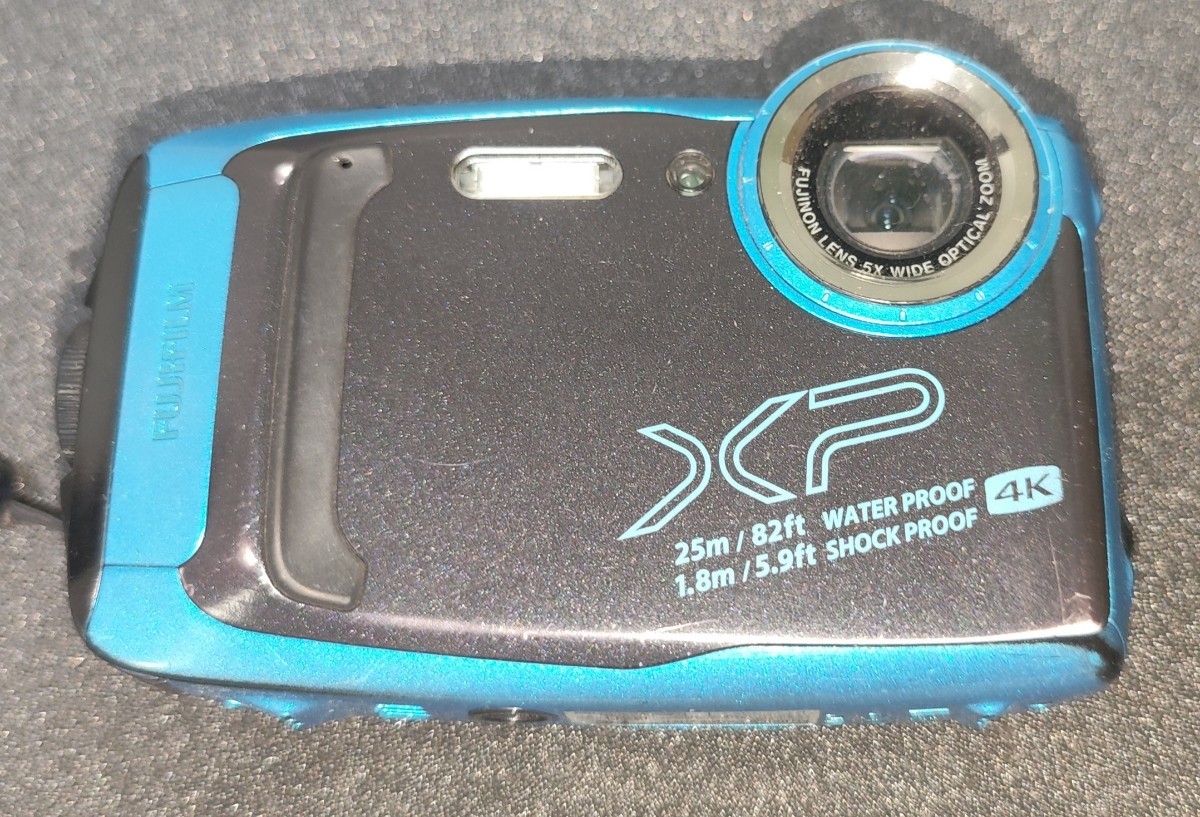 FUJIFILM FINEPIX XP140 FUJINON コンパクトデジタルカメラ ブルー