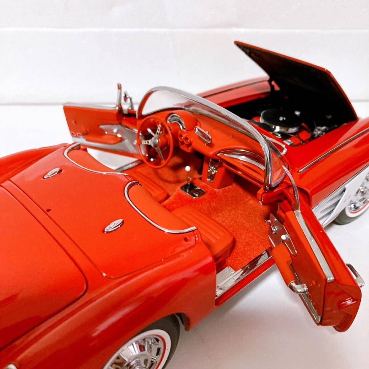 オートアート シボレー コルベット 1959 1/18 【AUTOart Corvette