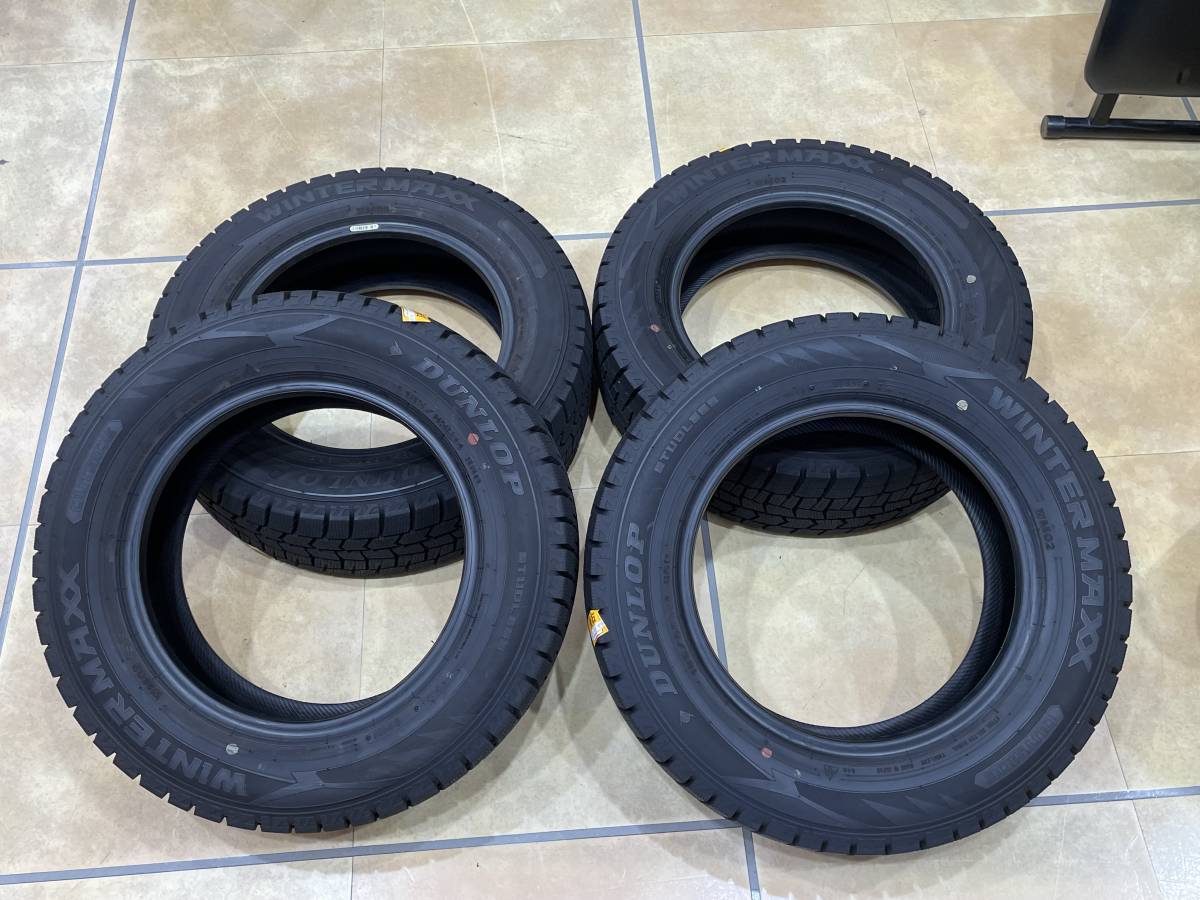□美品 2022年 DUNLOP スタッドレスタイヤ 4本セット 185/65R14 WINTER