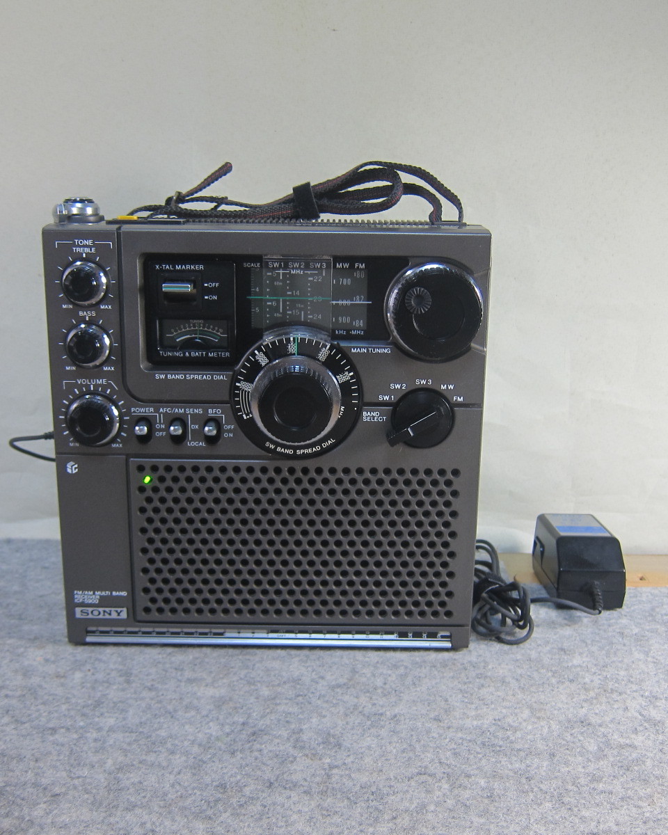 SONY ソニー スカイセンサー ICF-5900 FM/AM/SW1/SW2/SW3 5バンドレシーバー 後期モデル 電源表示付 AC/DCアダプター付 動作確認品 11-31_2