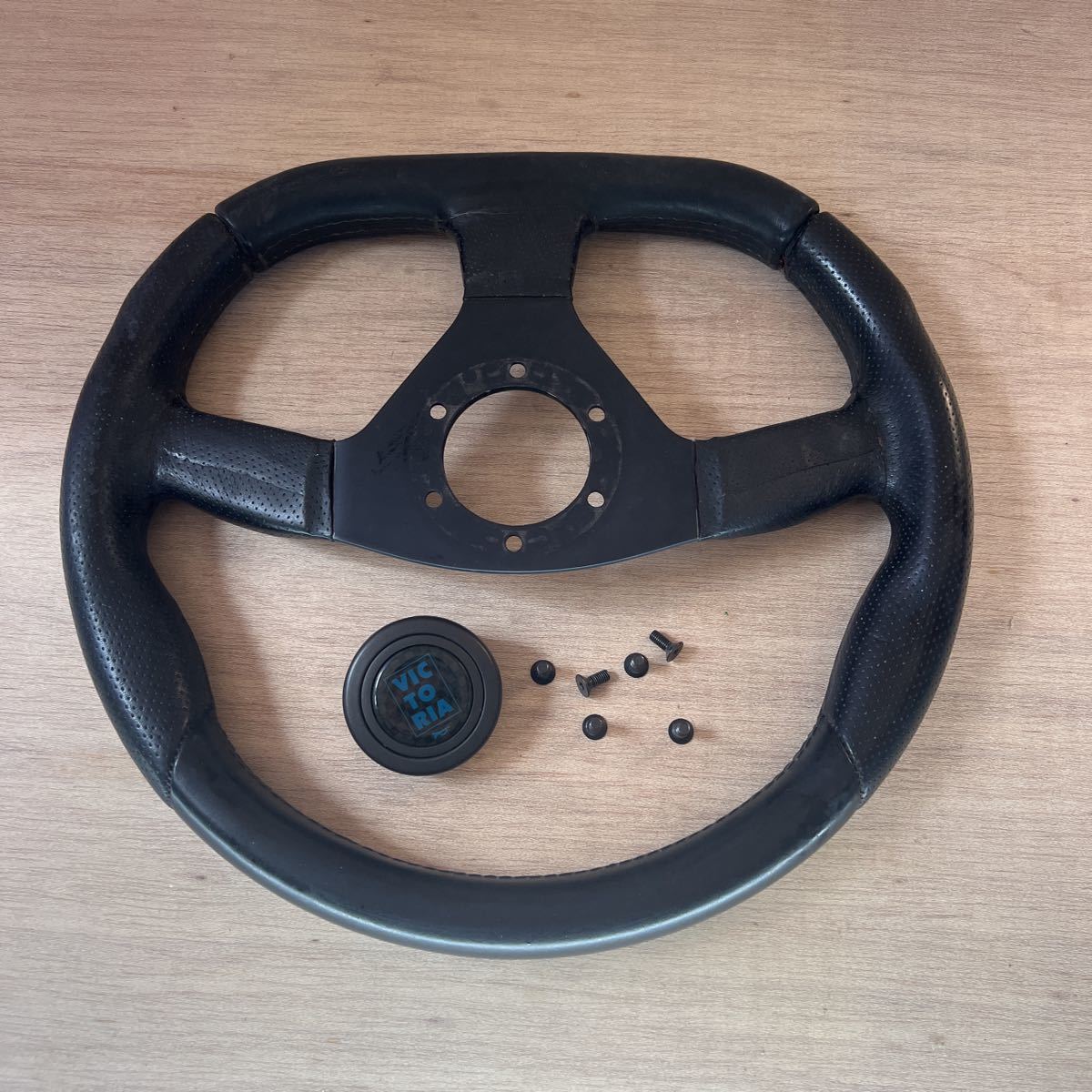 Victoria ビクトリア ステアリング 車種不明