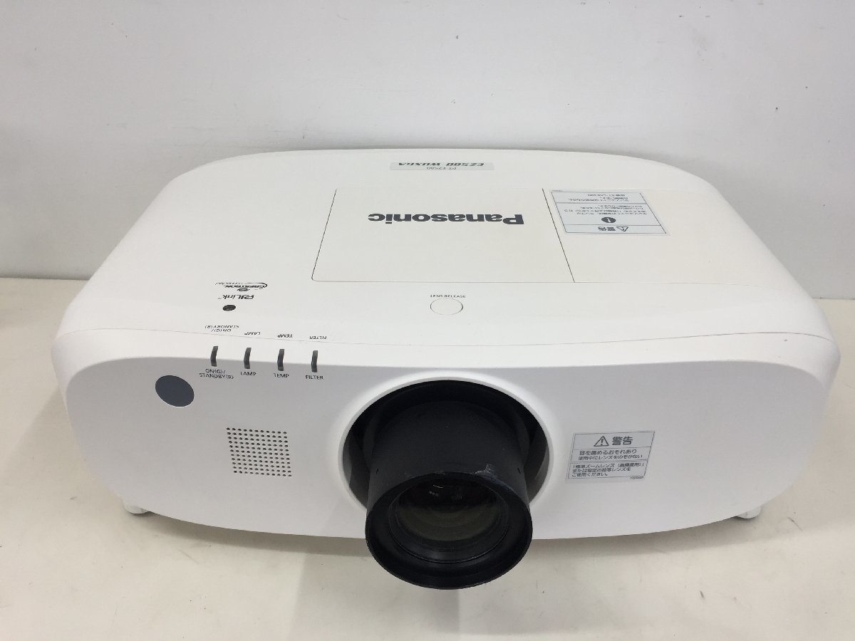 Panasonic - WUXGA 5400-Lumen Projector DLP PT-RZ570 com: Series 0