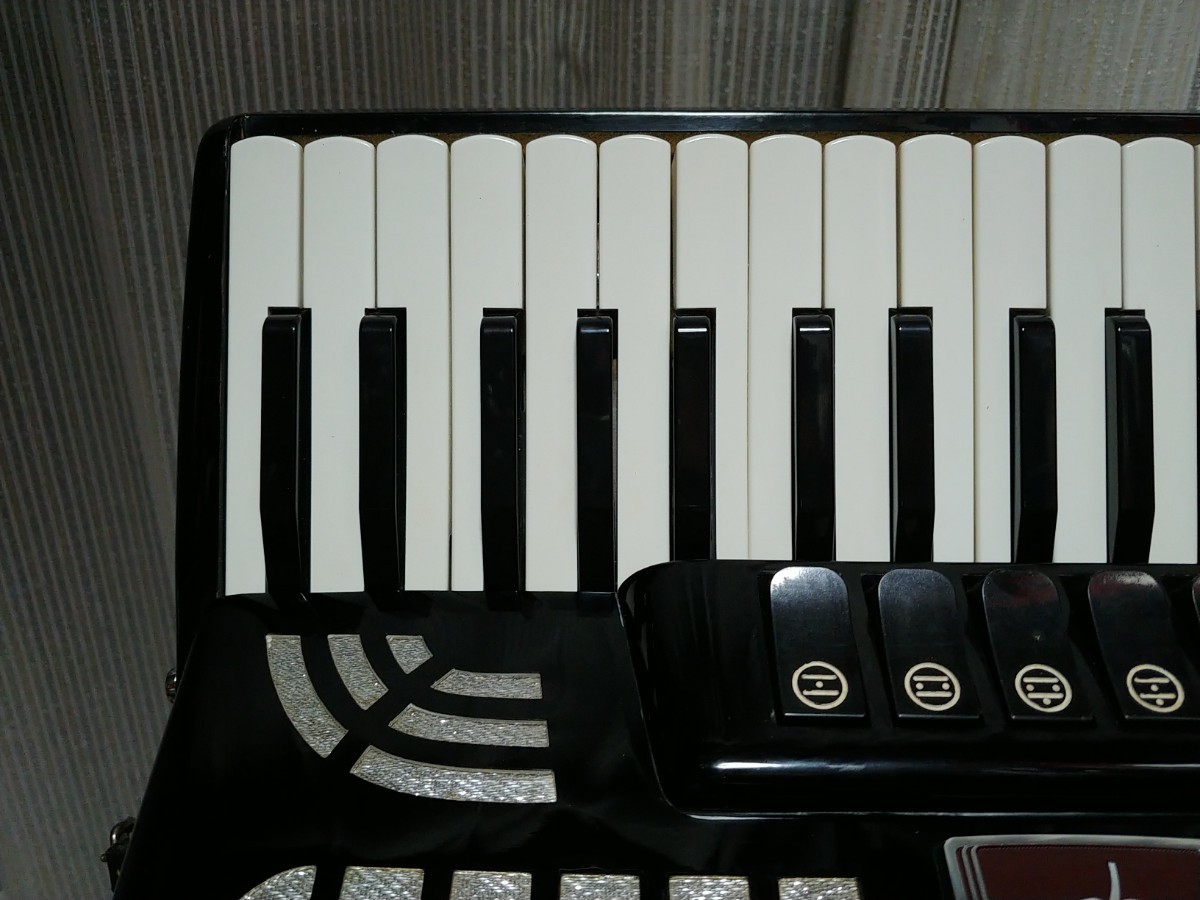 アコーディオン トンボ TOMBO No.65 80ベース 稼動品 34鍵盤 34鍵 鍵盤