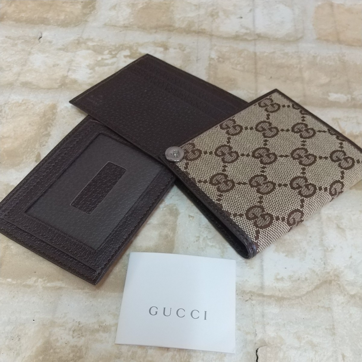 グッチ GUCCI（パスケース⁄IDカードホルダー）のフリマアイテム一覧