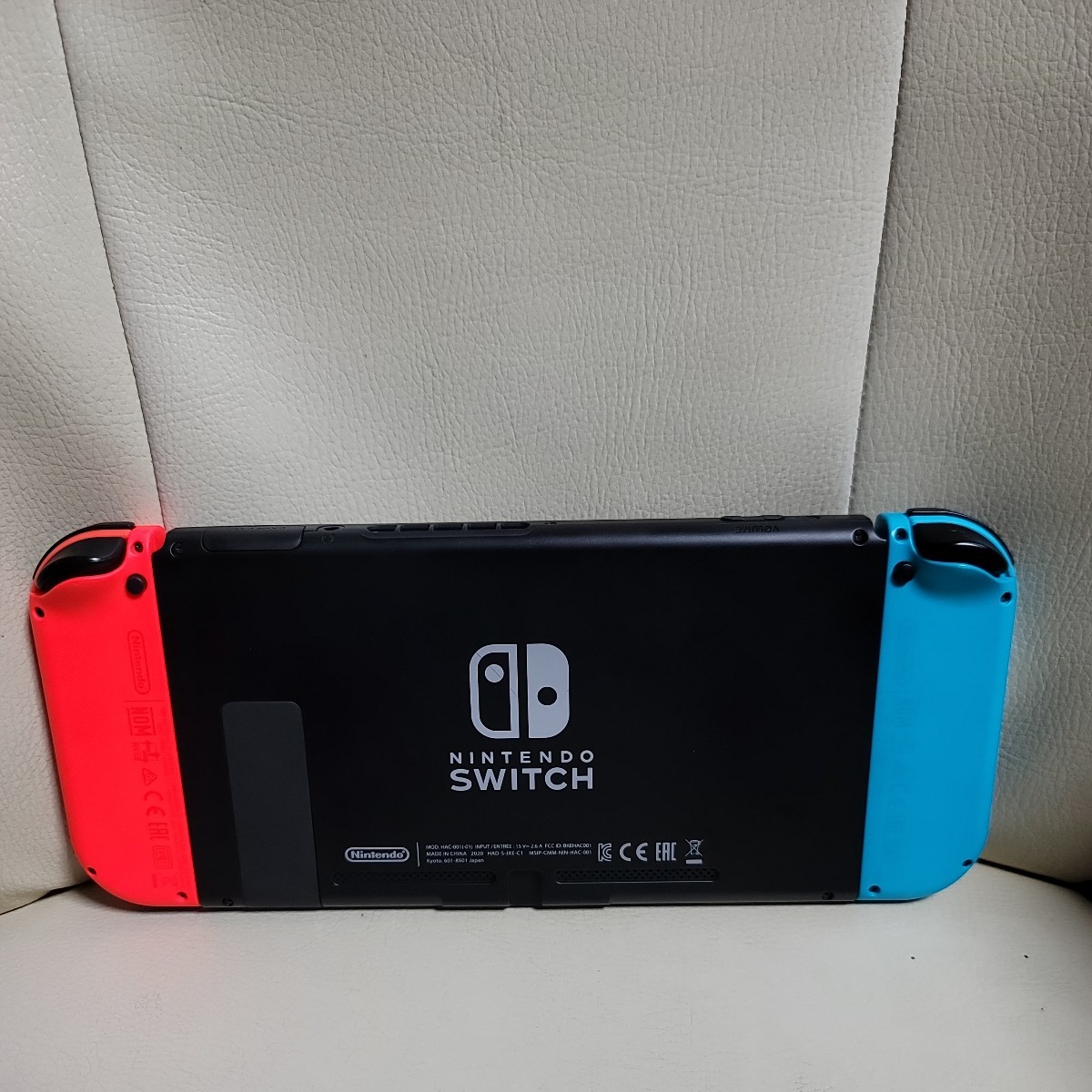 Switch本体 Joy-Con左右セット 2020年製造 ジャンク品 Nintendo Switch