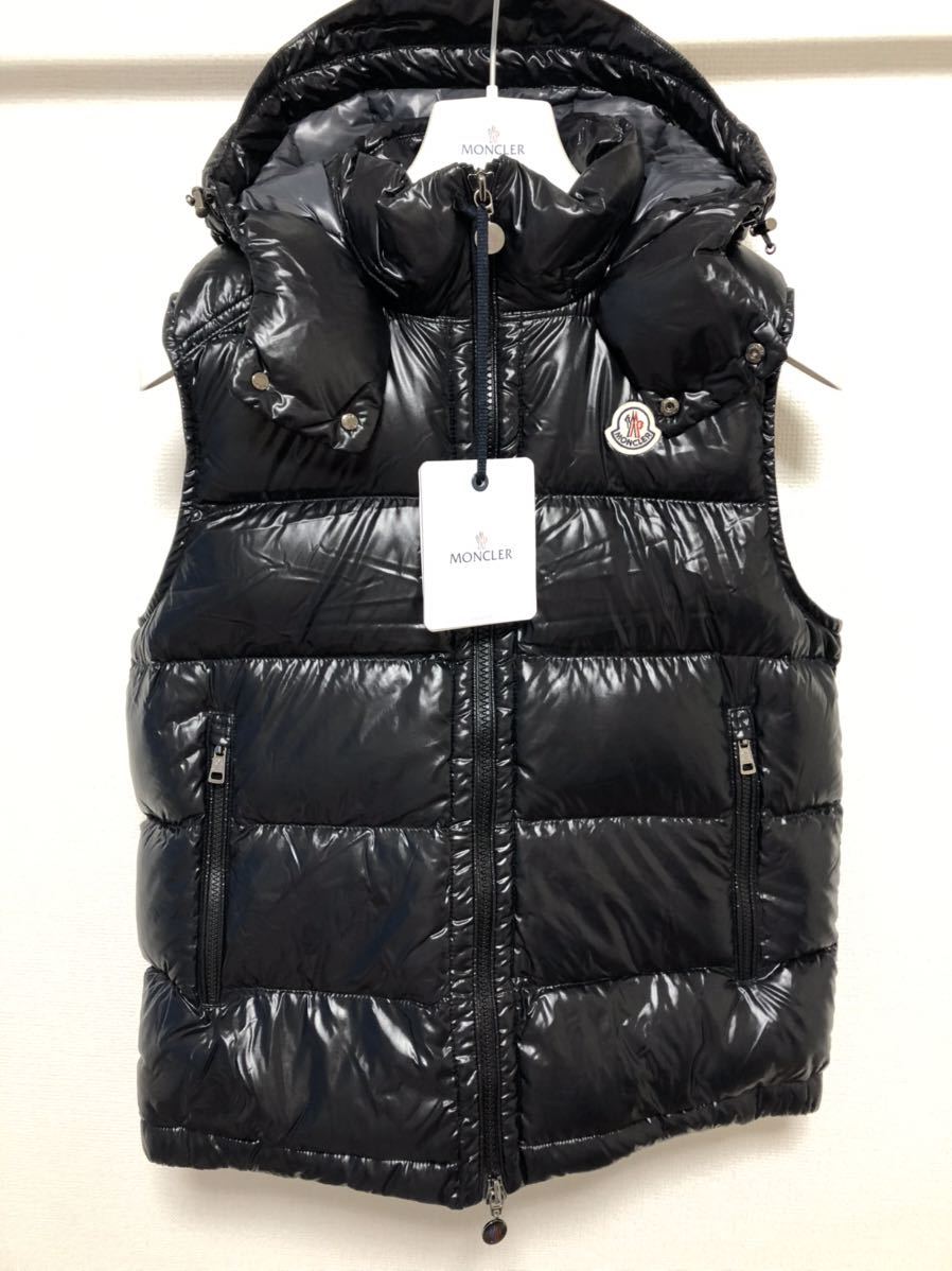 未使用級 モンクレール バルトロメ ダウンベスト ブラック サイズ3 送料無料 未使用 MONCLER BORMES 3 モンクレール ブラック ダウン