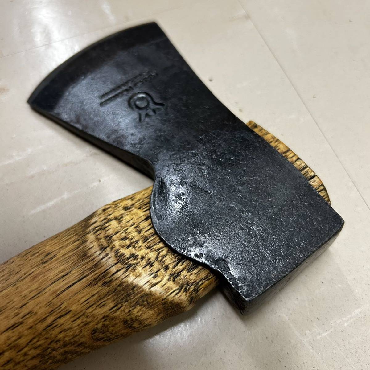 中古美品］ハスクバーナ キャンプ用斧 38cm オイルフィニッシュ済 