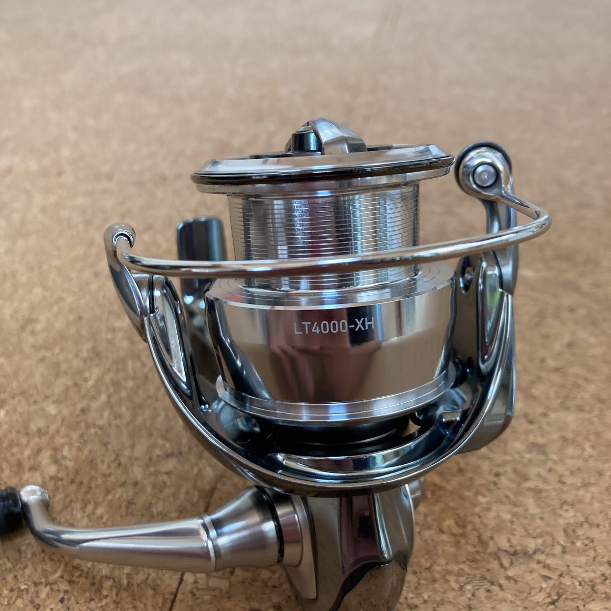 ダイワ 22イグジスト LT4000-XH 美品 スピニングリール EXIST ダイワ