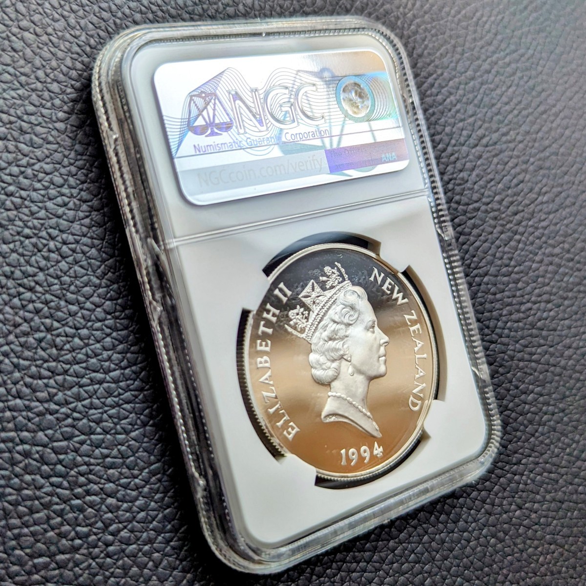 1円スタート 世界に6枚 希少 銀貨 鑑定 1994年 ニュージーランド