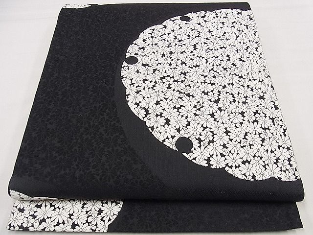 平和屋1■六通柄袋帯　唐織　雪輪花文　黒地　逸品　tx9358