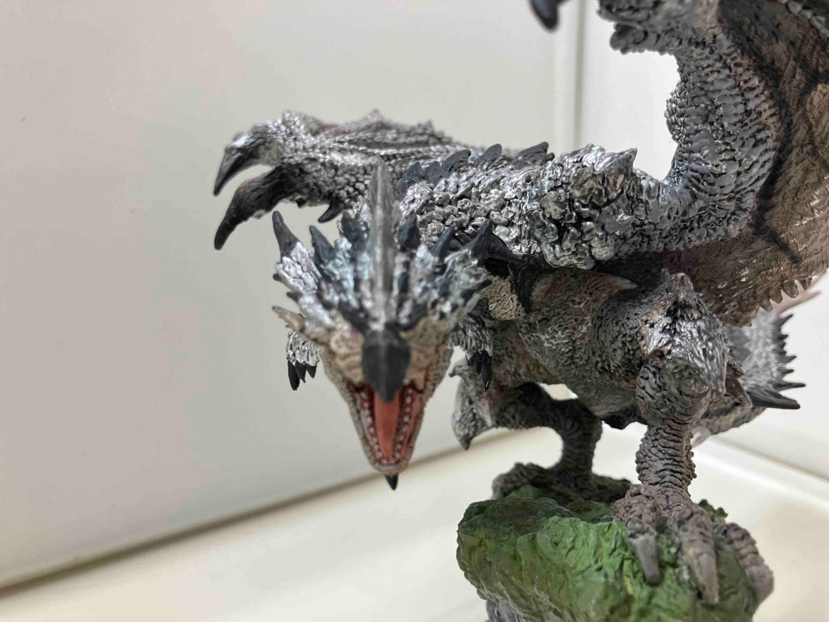 クリエイターズモデル モンスターハンター 銀火竜リオレウス希少種