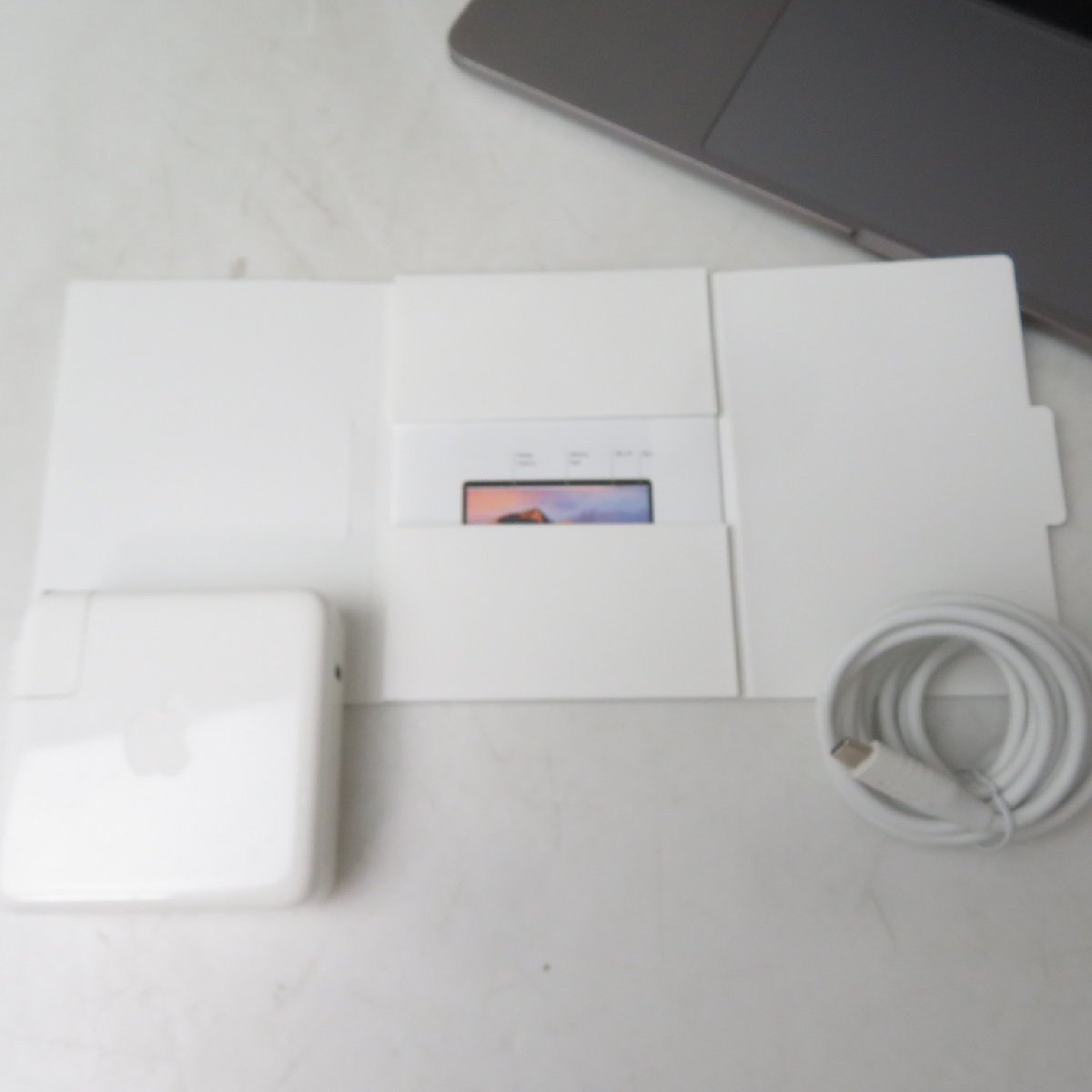 Pro MacBook | Apple Core A1707 Space Gray 13,3 - ᐉ Refurbished the Intel ESA-Tech Model)