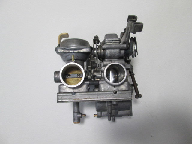 ＳＲＸ６００　キャブレター　欠品あり　部品取り　ジャンク品