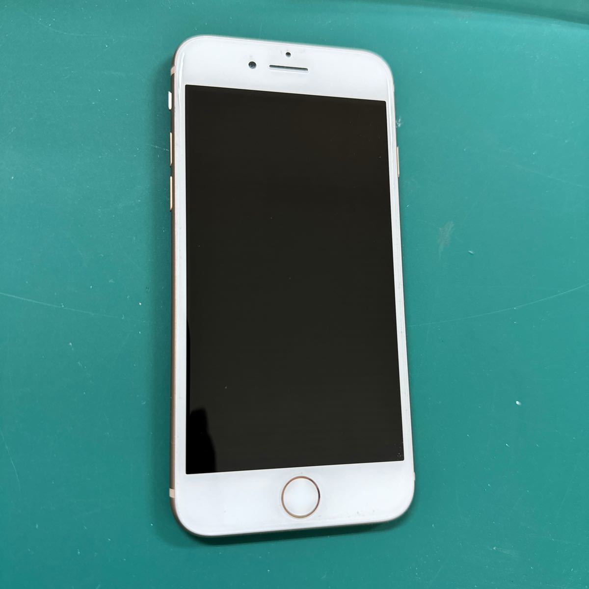 iPhone 8 中古 美品
