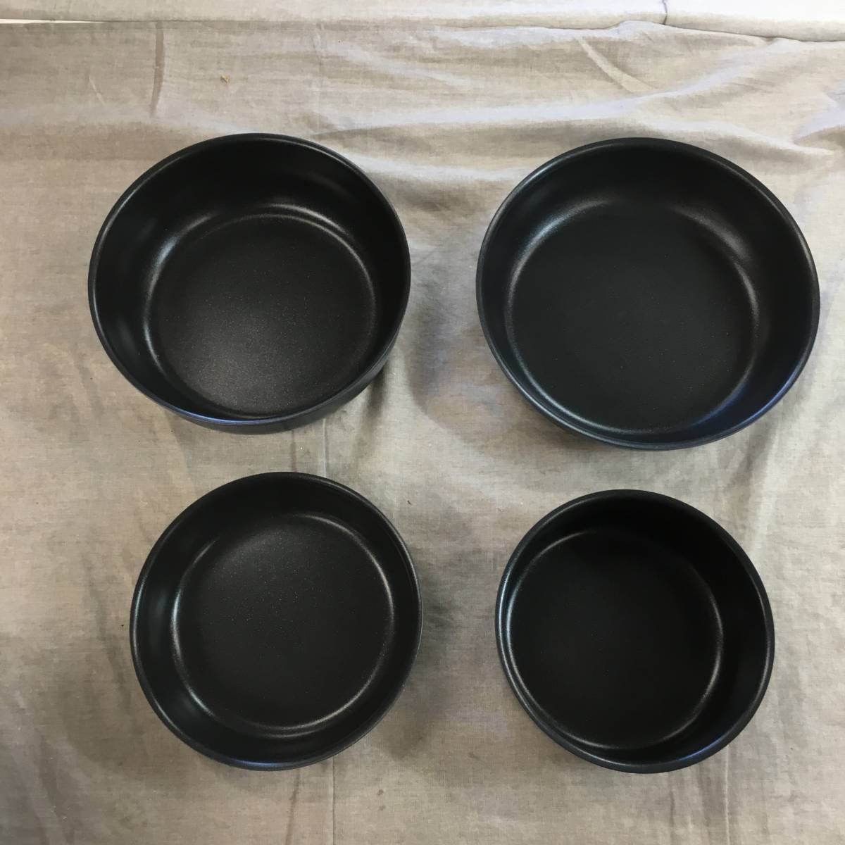 未使用 サーモス デュラブルシリーズ 取っ手のとれるフライパン10点セットAA IH対応 グレー KSA-10A GY