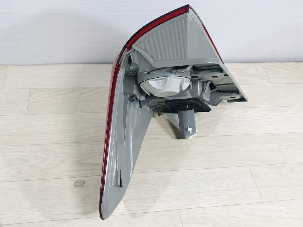 美品 破損無 20 アルファード ANH20W/GGH20W/ANH25W 後期 純正 右