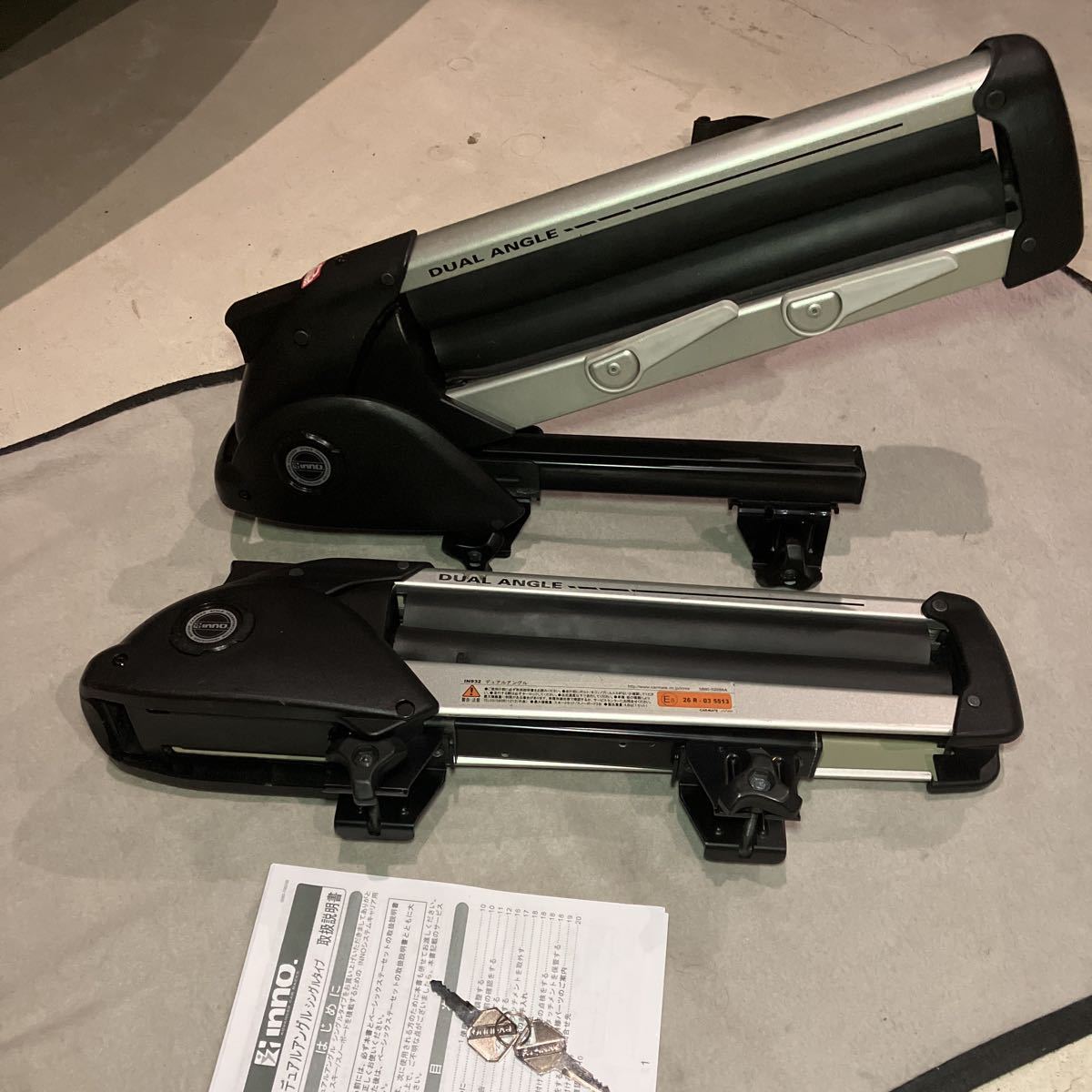 RV-INNO IN932デュアルアングル スキー・スノーボードキャリア 斜め