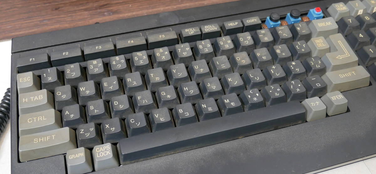 シャープ X1turbo 純正キーボード DSETK0011CE00 ジャンク シャープ