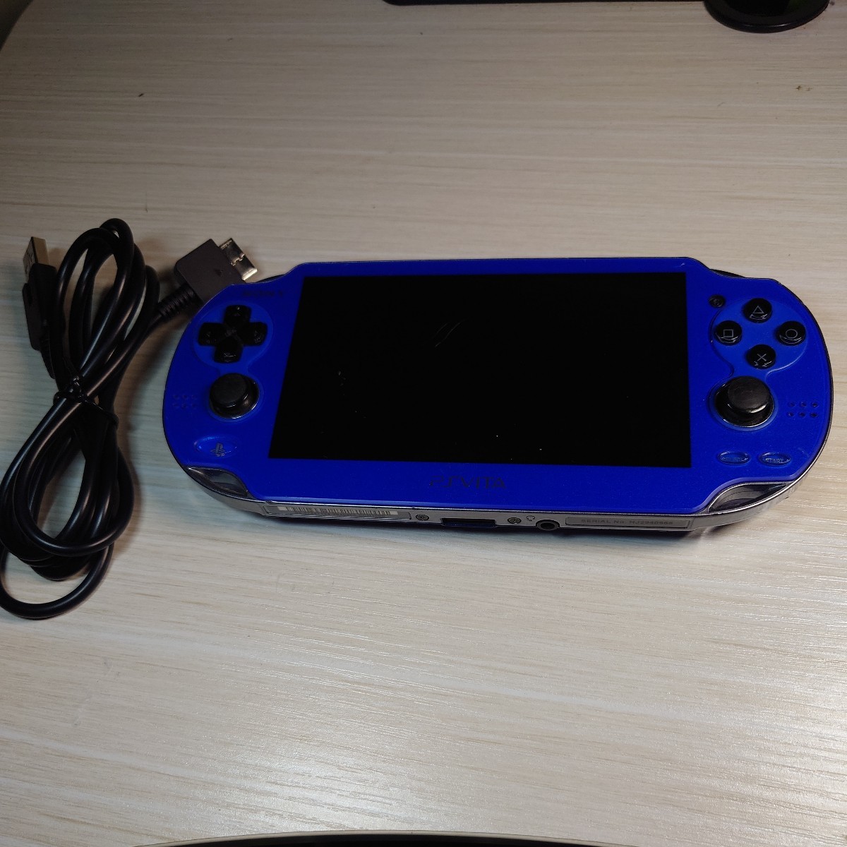 SONY PS Vita PlayStation Vita PCH-1000 青 ソニー　中古　本体＆充電ケーブル