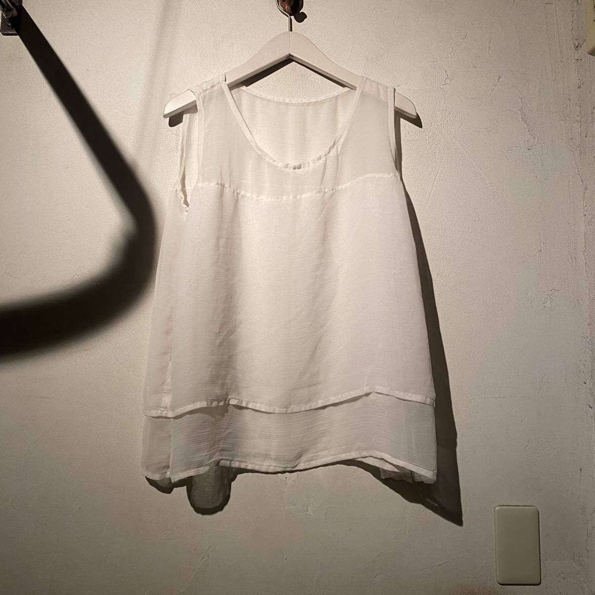 イッセイミヤケ ISSEY MIYAKE ノースリーブ ブラウス トップス