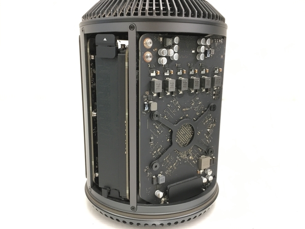 Mac Pro (Quad Core, 3.7 GHz, Late 2013) –