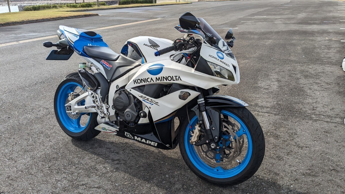 CBR600RR ホンダ スペシャルエディション PC40 | CBR600RR 逆 