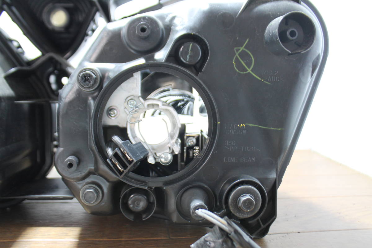 ヤマハ YZF-R25 ヘッドライト ヘッドライトユニット W1256R W1256L の 
