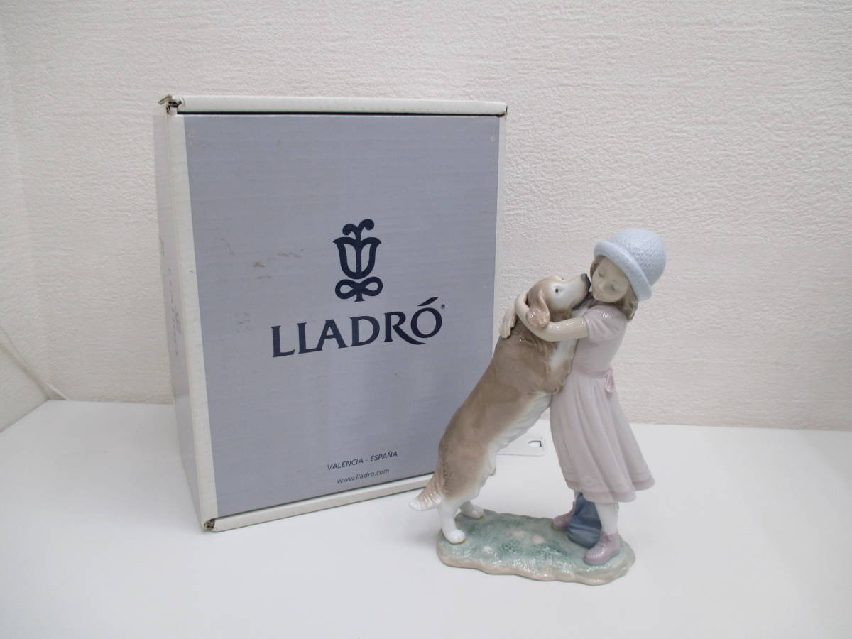 ブランド祭 リヤドロ ⑧ 待ってたよ 6903 LLADRO フィギュリン 女性 犬