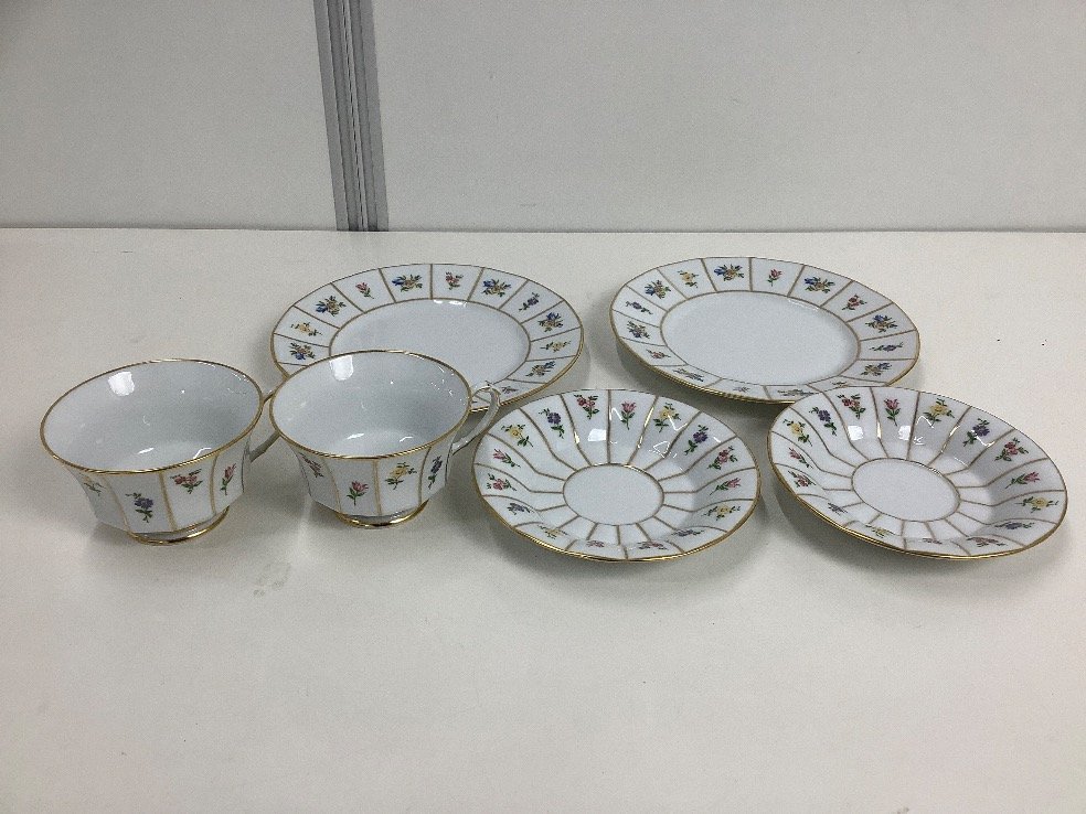 Birbira ハンターゴブレット ワイングラス 陶器 フラワー