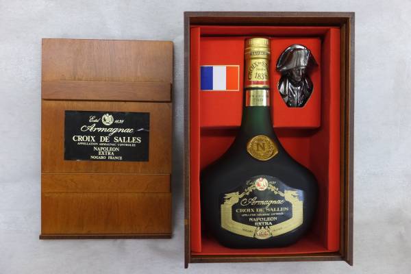 Armagnac Croix de Salles ナポレオン 木箱入り Armagnac CROIX DE SALLES NAPOLEON EXTRA 木箱入り 替栓付