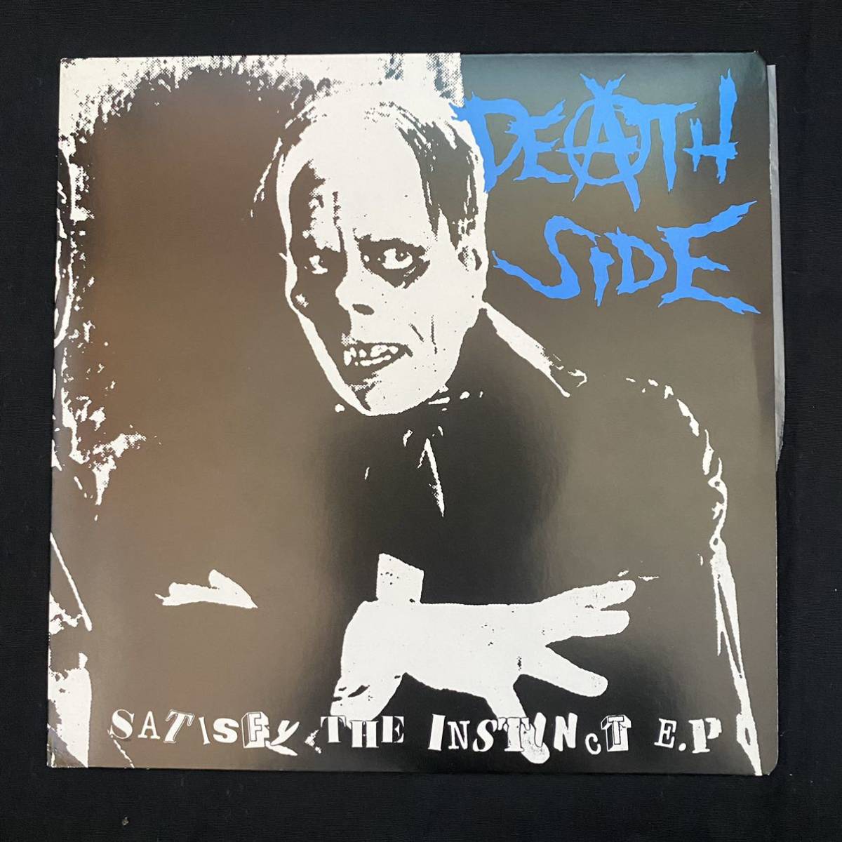 Death Side 【美品】DEATH SIDE「SATISFY THE INSTINCT」 AMI-7021 EP