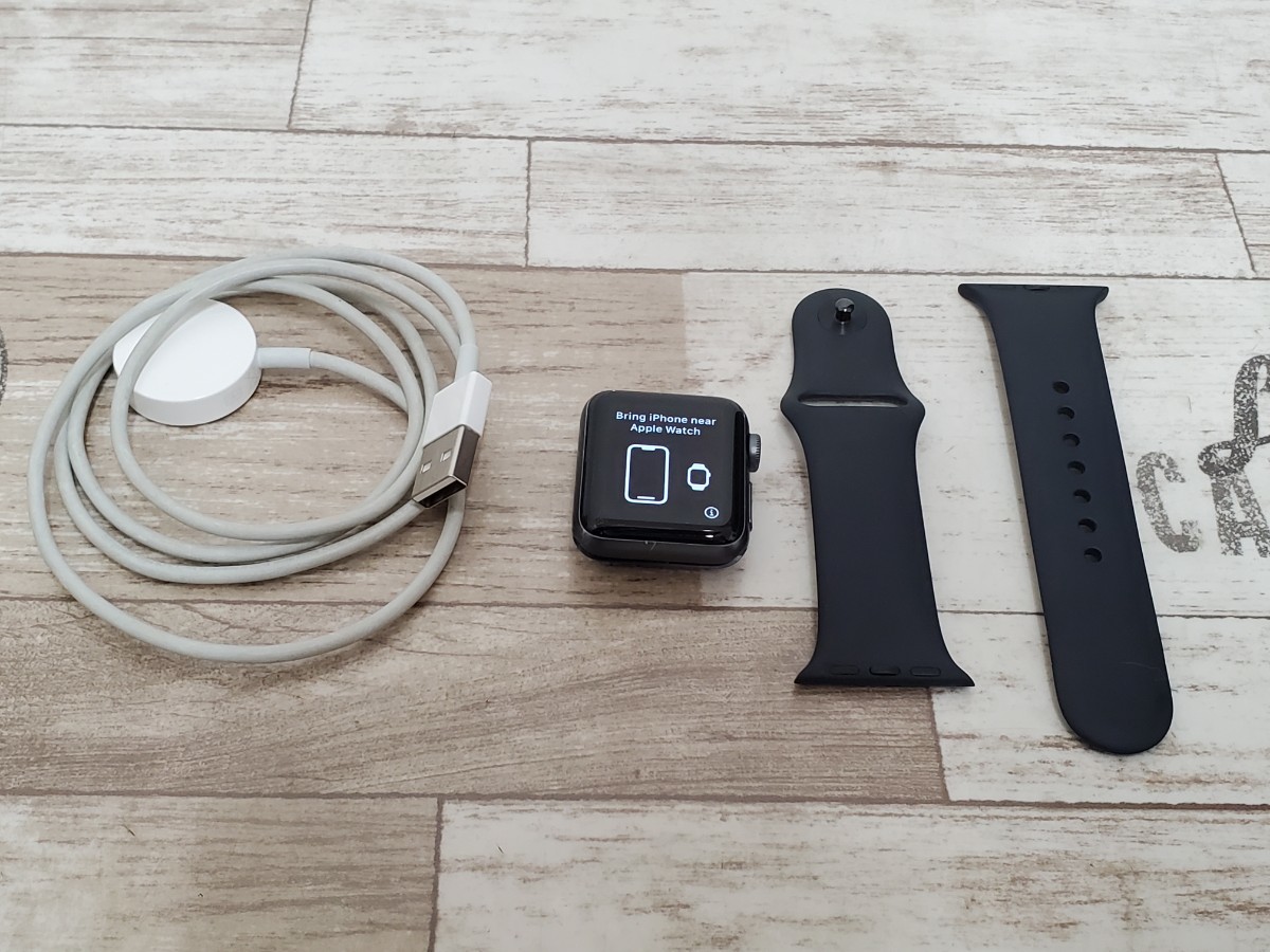 Apple Watch Series 3 GPSモデル 38mm MTF02J/A スペースグレイ