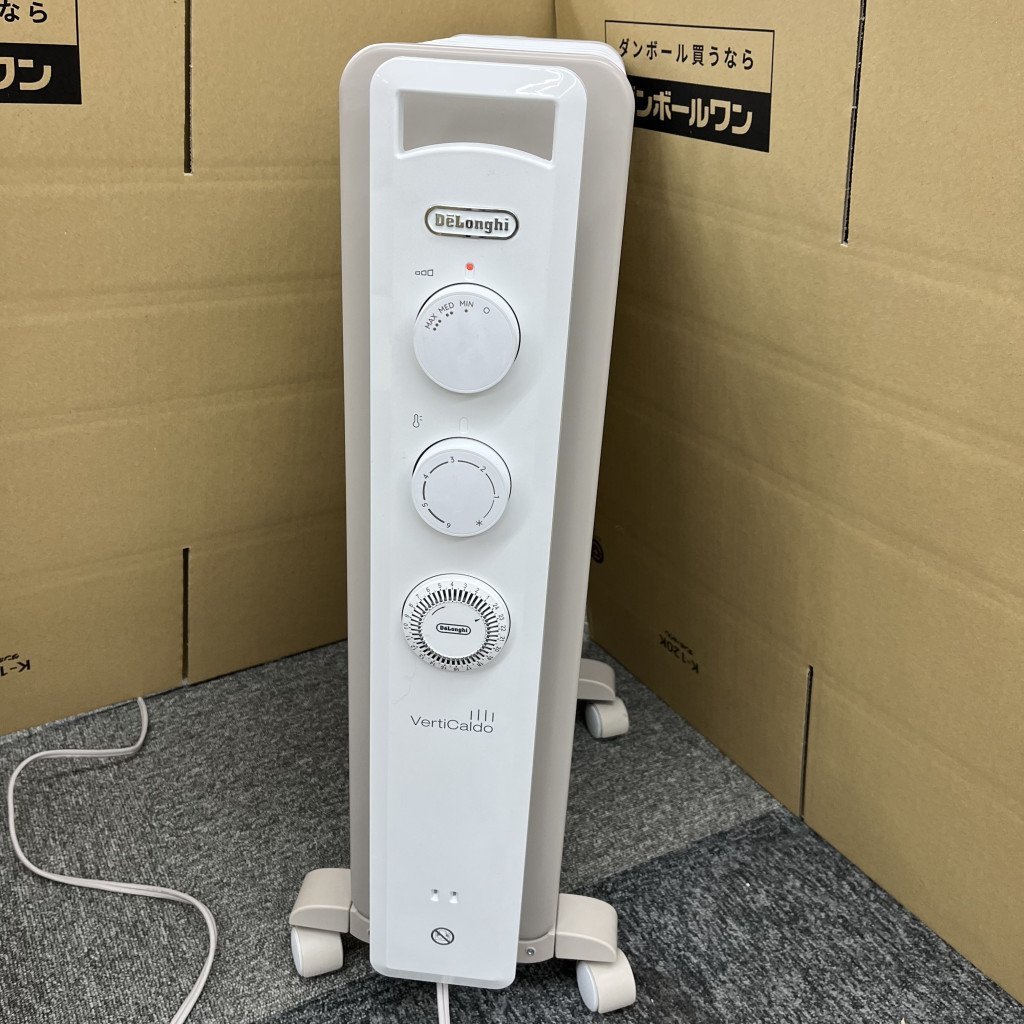  100460 DeLonghi デロンギ オイルヒーター RHJ21F0812-WH ホワイト ベージュ系 暖房器具(オイルヒーター)｜売買されたオークション情報、yahooの商品情報をアーカイブ公開 - オークファン オイルヒーター