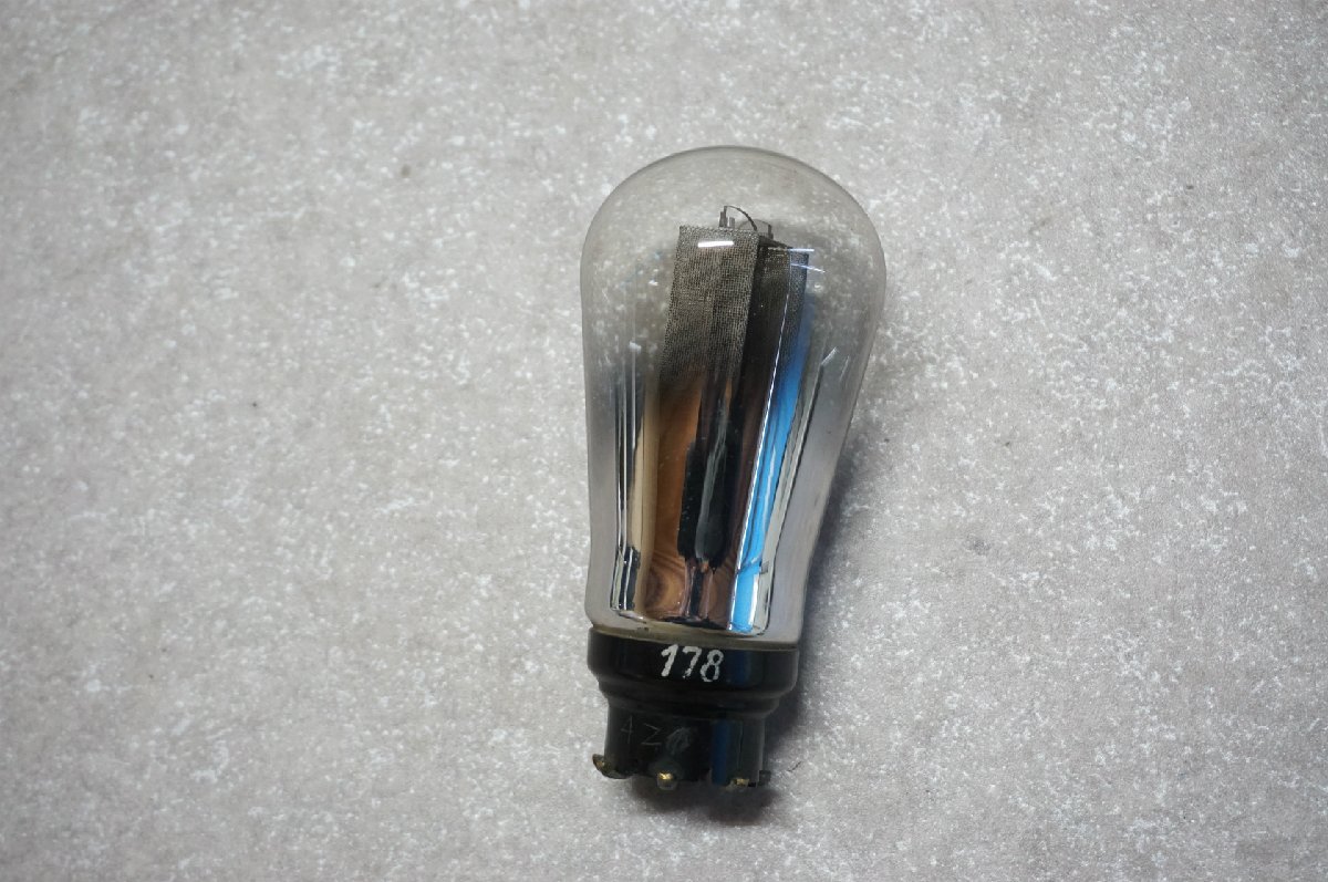 新品未使用TELEFUNKEN 真空管 E90CC 2本セット M-782 Amazon.com: TELEFUNKEN TF29 Large-Diaphragm Tube Condenser
