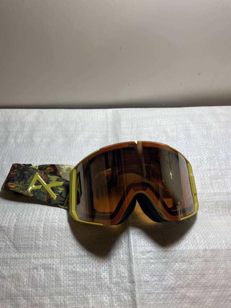 ANON スノーボードゴーグル　マグネット交換式レンズ　交換レンズ付き　小傷あり　中古品