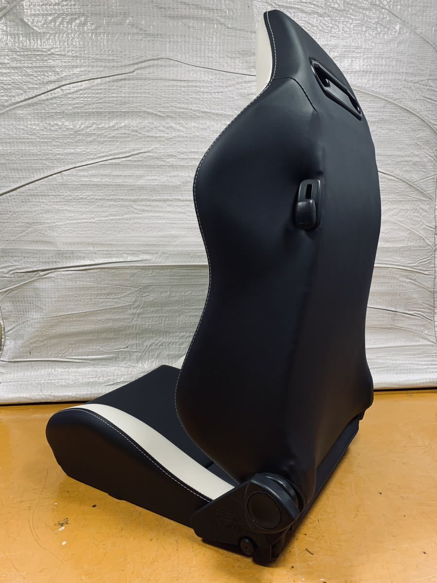 51.52.レカロ RECARO 2脚セット SR-3 白×黒フェイクレザー張り替え 