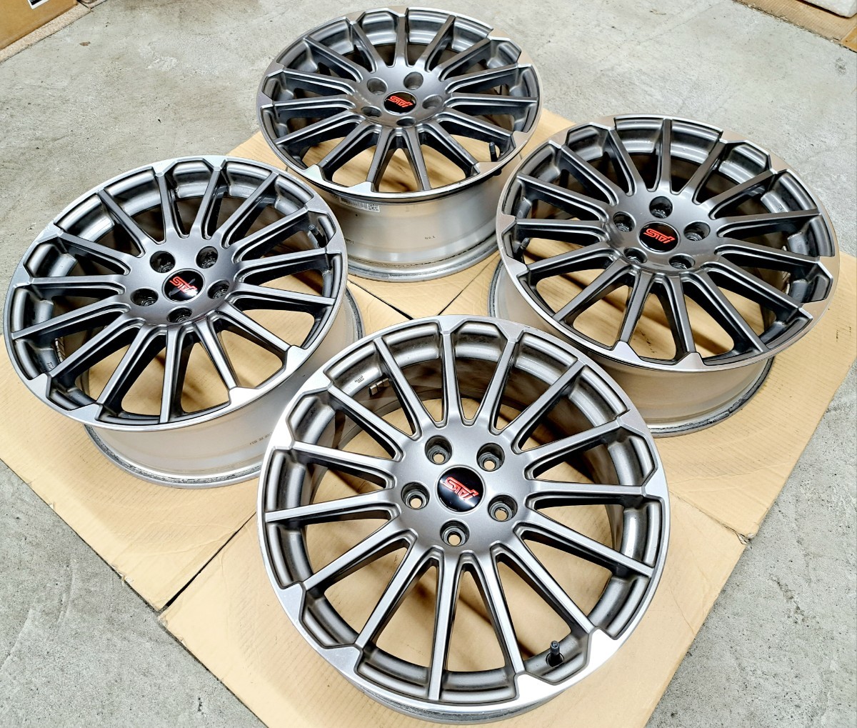 希少】スバル レヴォーグ STI スポーツ 純正 ホイール 4本 7.5J 114.3 