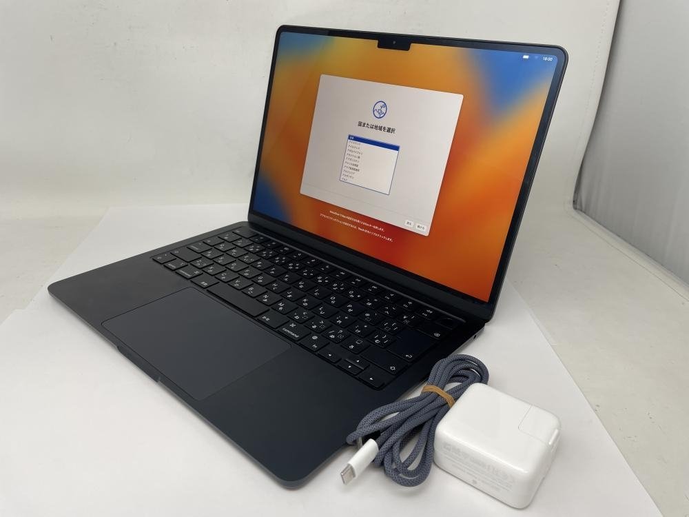 M901【美品・保証有】 充放電回数12回 MacBook Air 2022 13インチ SSD 256GB Apple M2 /100