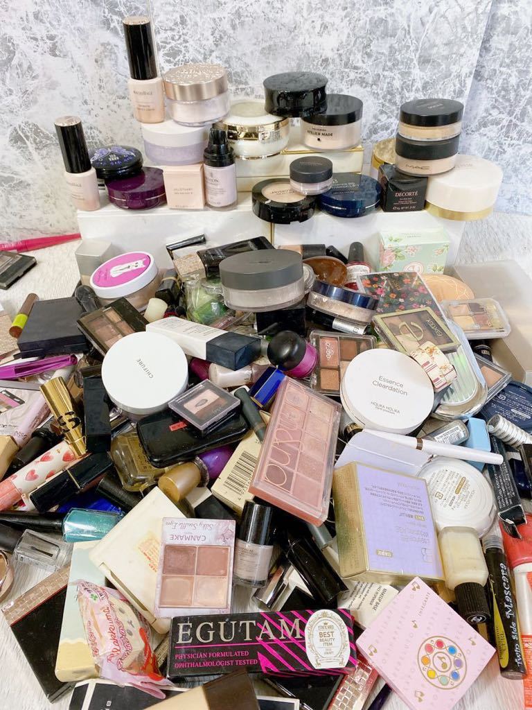 中古コスメ デパコス ファンデーション パウダー 口紅 マニキュア アイシャドウ リキッド コスメまとめ売り お得9キロ