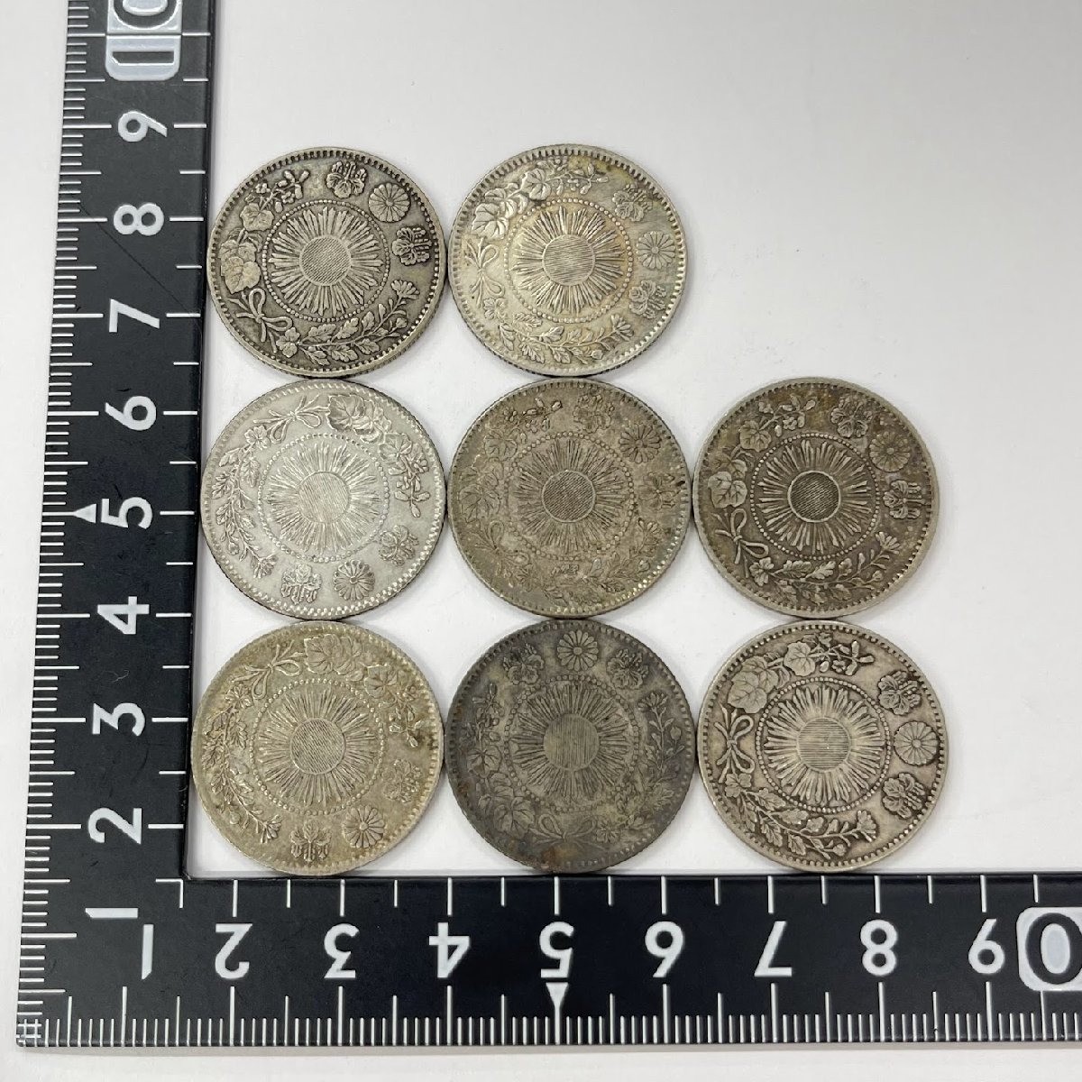 ◇古銭 旭日竜20銭銀貨 8枚 まとめて 明治3年 4年 / 二十銭 近代貨幣