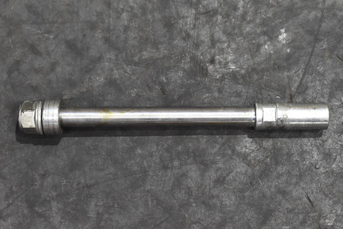 H471 当時物 純正 CB450N フロントアクスルシャフト 0045 検) PC14 CB400N CB250N CB400T CB250T ホーク3 ホーク2