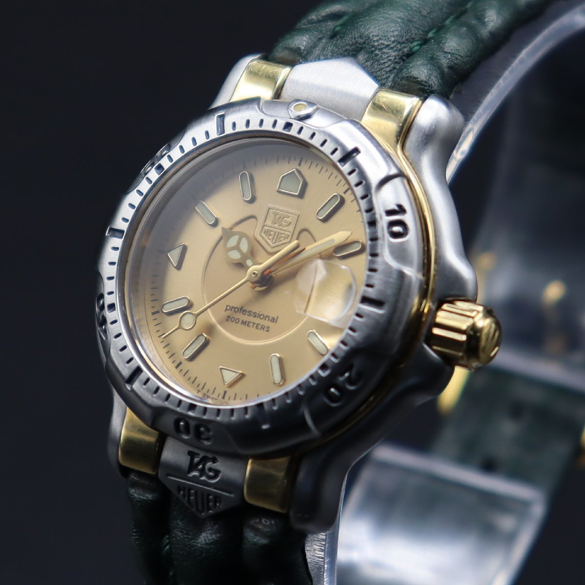 TAG HEUER タグホイヤー プロフェッショナル クォーツ WH1353-K1 