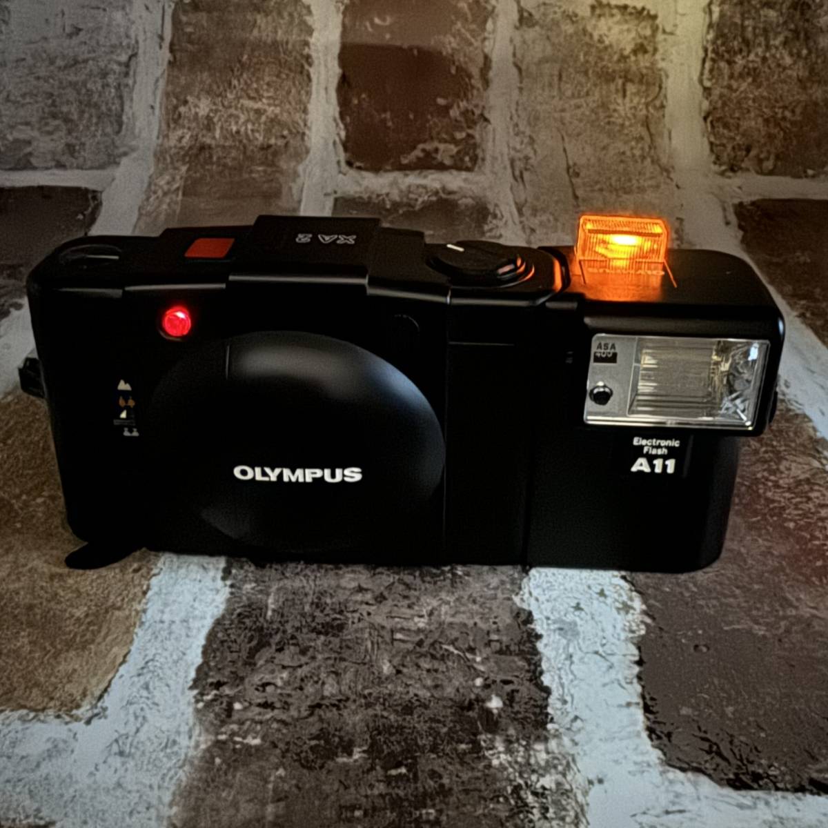 全国無料，100%新品 1円スタート！ OLYMPUS XA2 オリンパス コンパクト フィルムカメラ A11フラッシュ付き