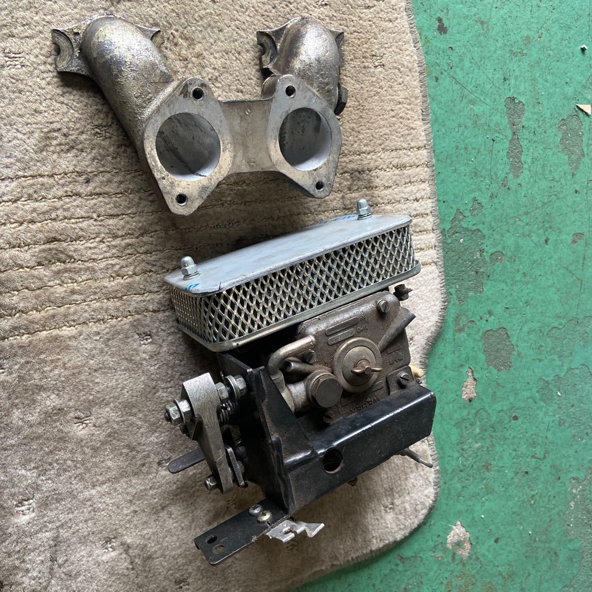 よ*ち様 ローバーミニ WEBER キャブレター 40DCOE ローバーミニ ウェーバー 40 DCOE【WABER】キャブレター！ よ*ち様