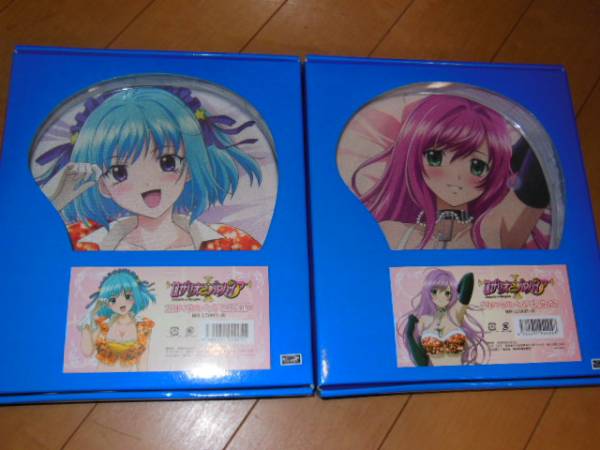 ロザリオとバンパイア 赤夜萌香/黒乃胡夢 立体マウスパッド(コミック