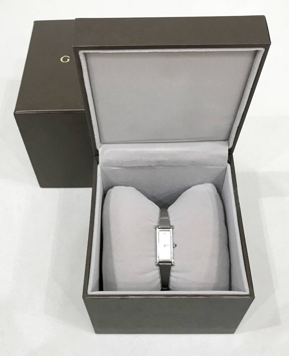 GUCCI 1500L SWISS MADE 腕時計 バングルウォッチ シェル文字盤 1Pダイヤモンド ステンレススチール クォーツ 12885579 グッチ■1211U⑥